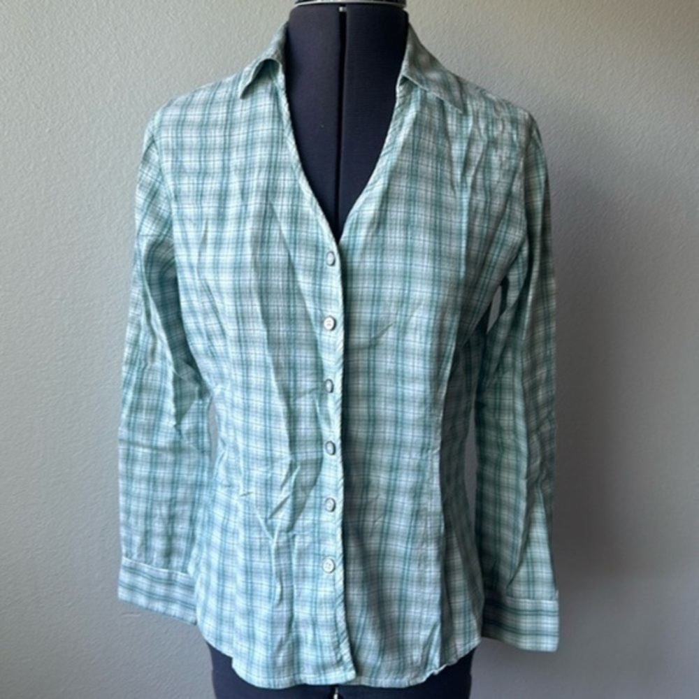 Pendleton top size XS shades of green sage button up women’s fitted